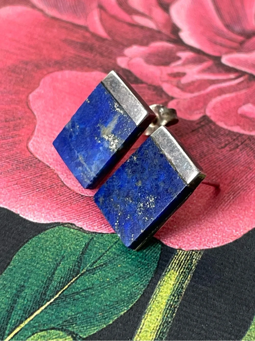 Vintage stamped 925 sterling silver & lapis lazuli (?) earrings boho